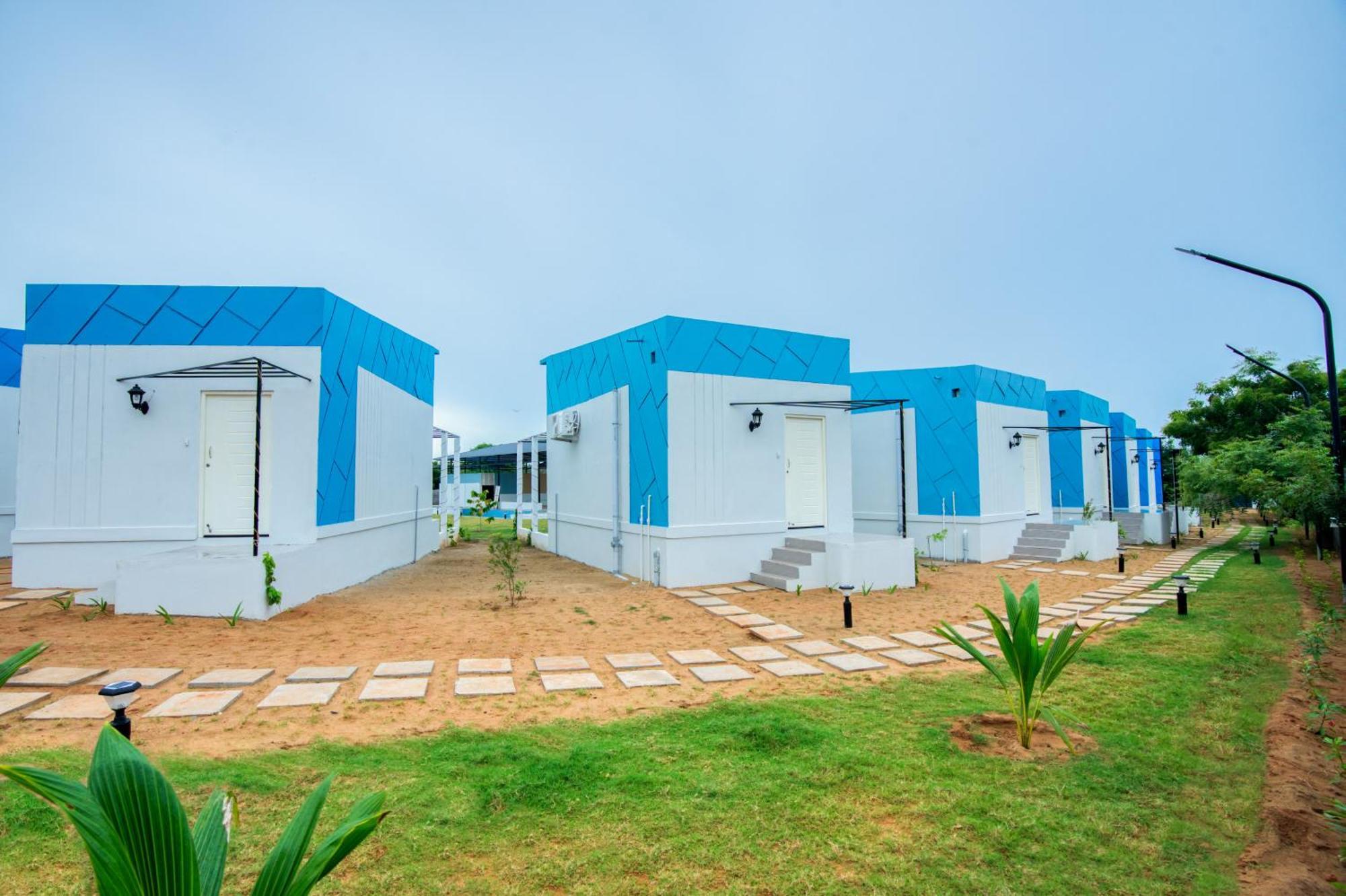 Seaborne Beach Resort 오로빌 외부 사진