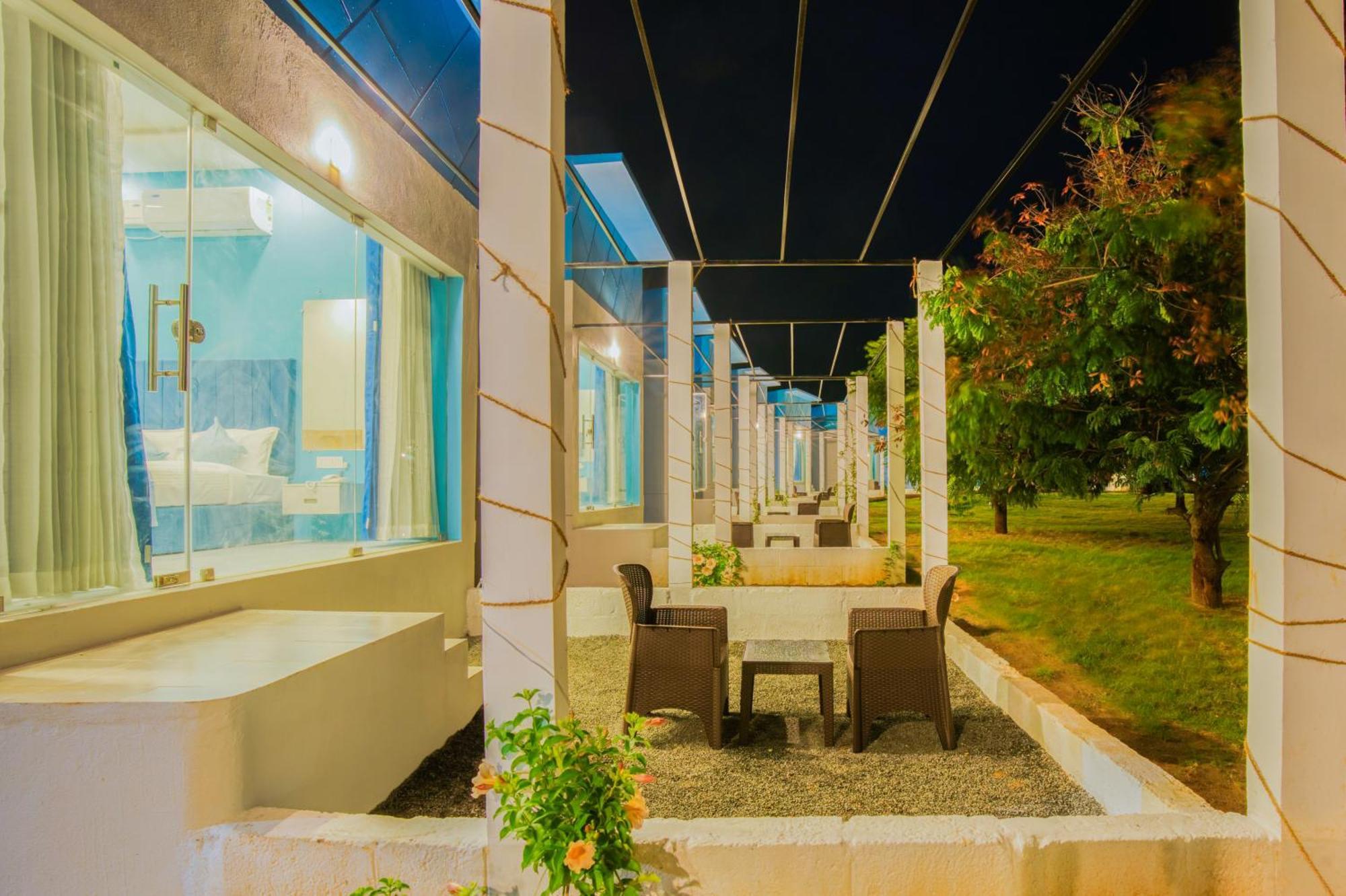 Seaborne Beach Resort 오로빌 외부 사진